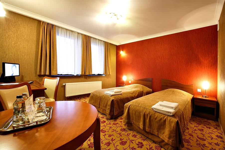 Hotel Fajkier Kroczyce Exterior foto